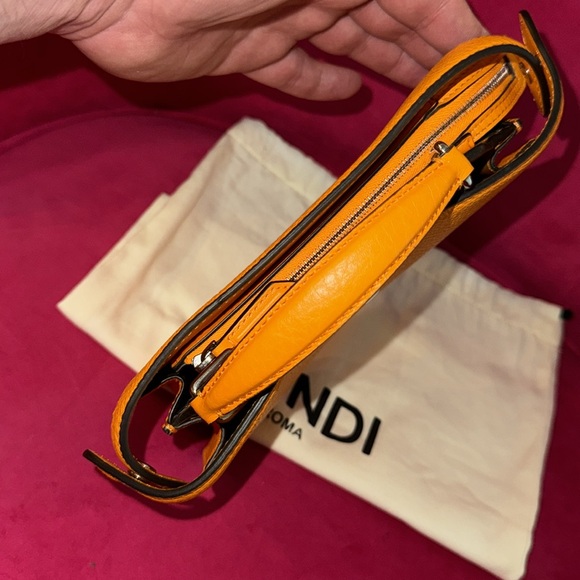 Fendi Cuoio Romano Vitello Cover Bi-Color Peekaboo I See U X Cross Satchel - Picture 11 of 16